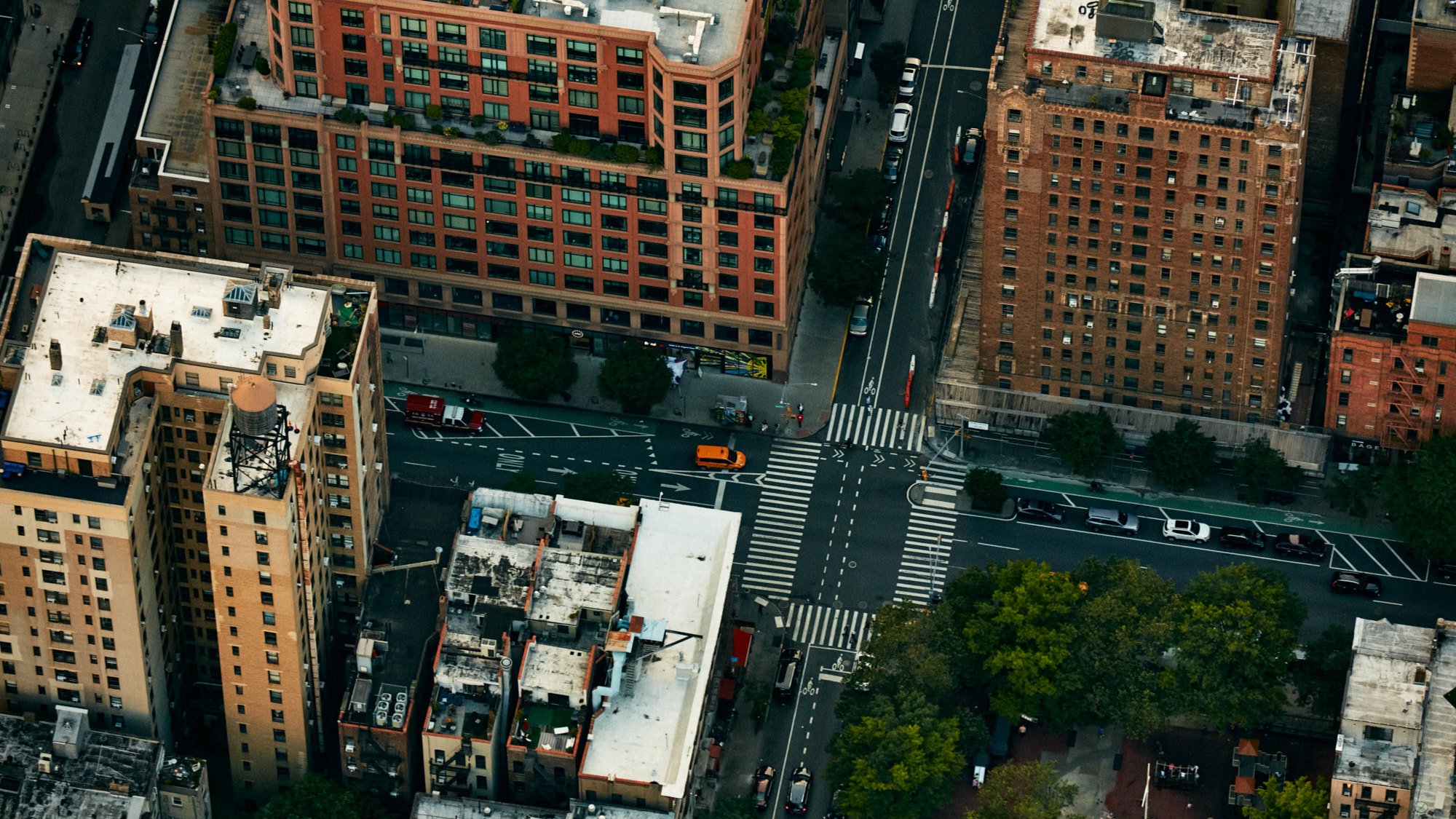 H&M CYCLING by Geoffrey Knott