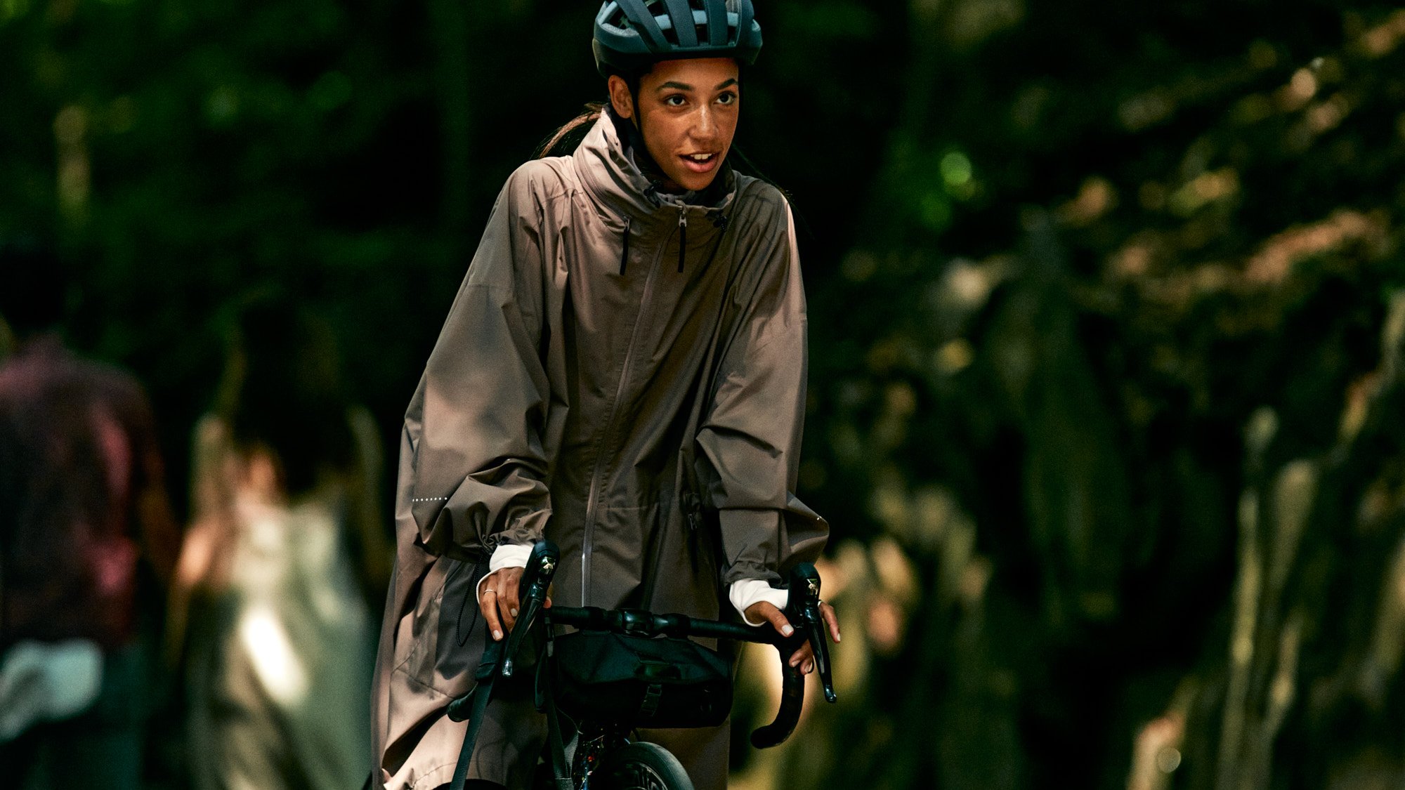 H&M CYCLING by Geoffrey Knott