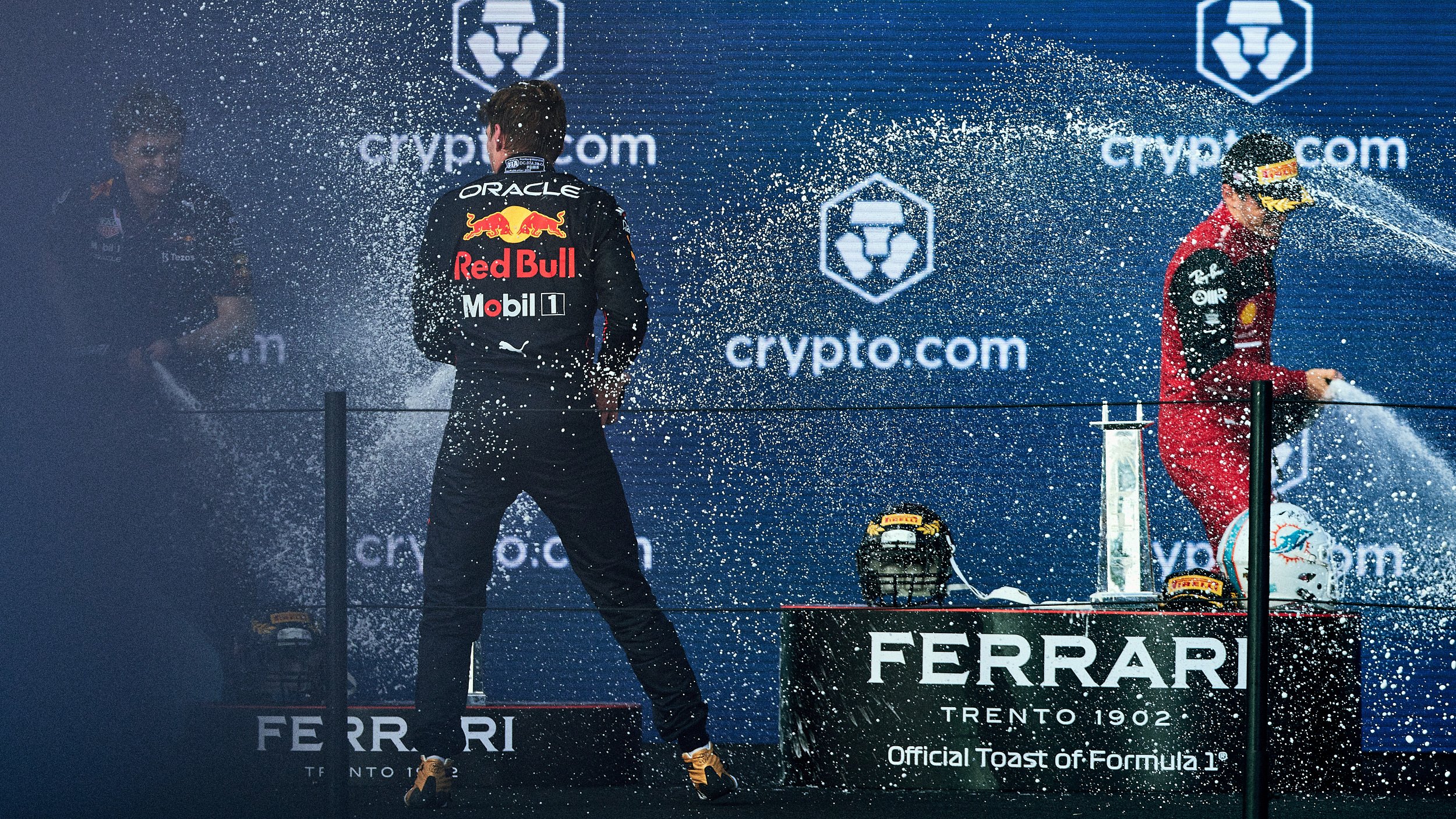 VICTORY JOURNAL | MIAMI by Geoffrey Knott