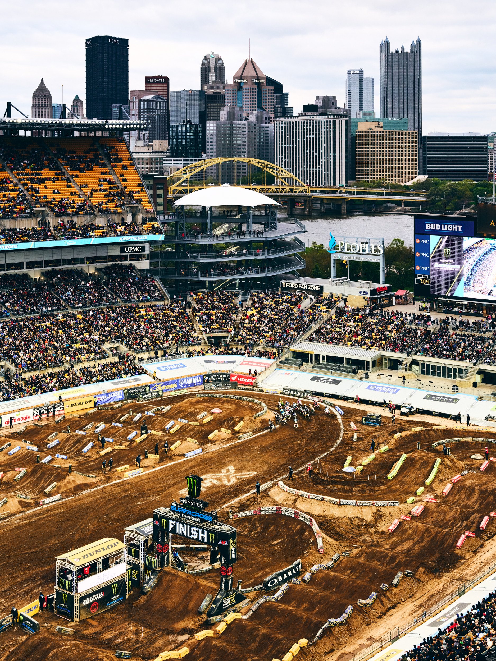 THE SMX WORLD CHAMPIONSHIP by Geoffrey Knott