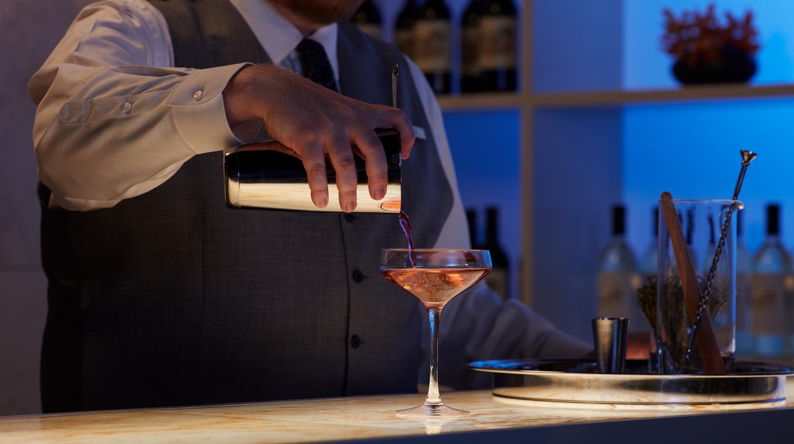 UNITED AIRLINES | United Polaris by Geoffrey Knott