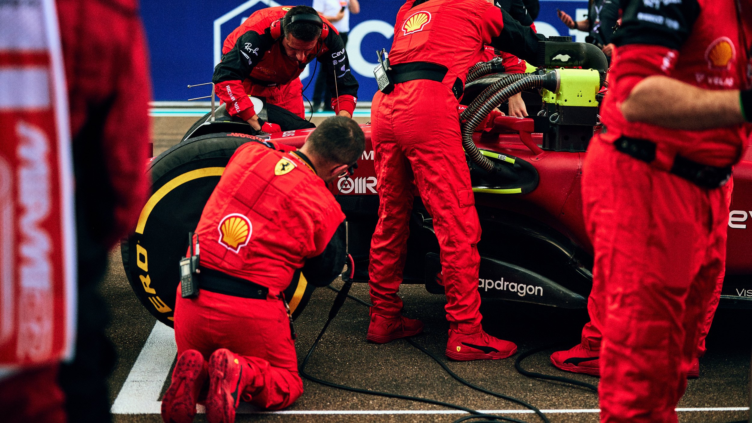 VICTORY JOURNAL | MIAMI by Geoffrey Knott