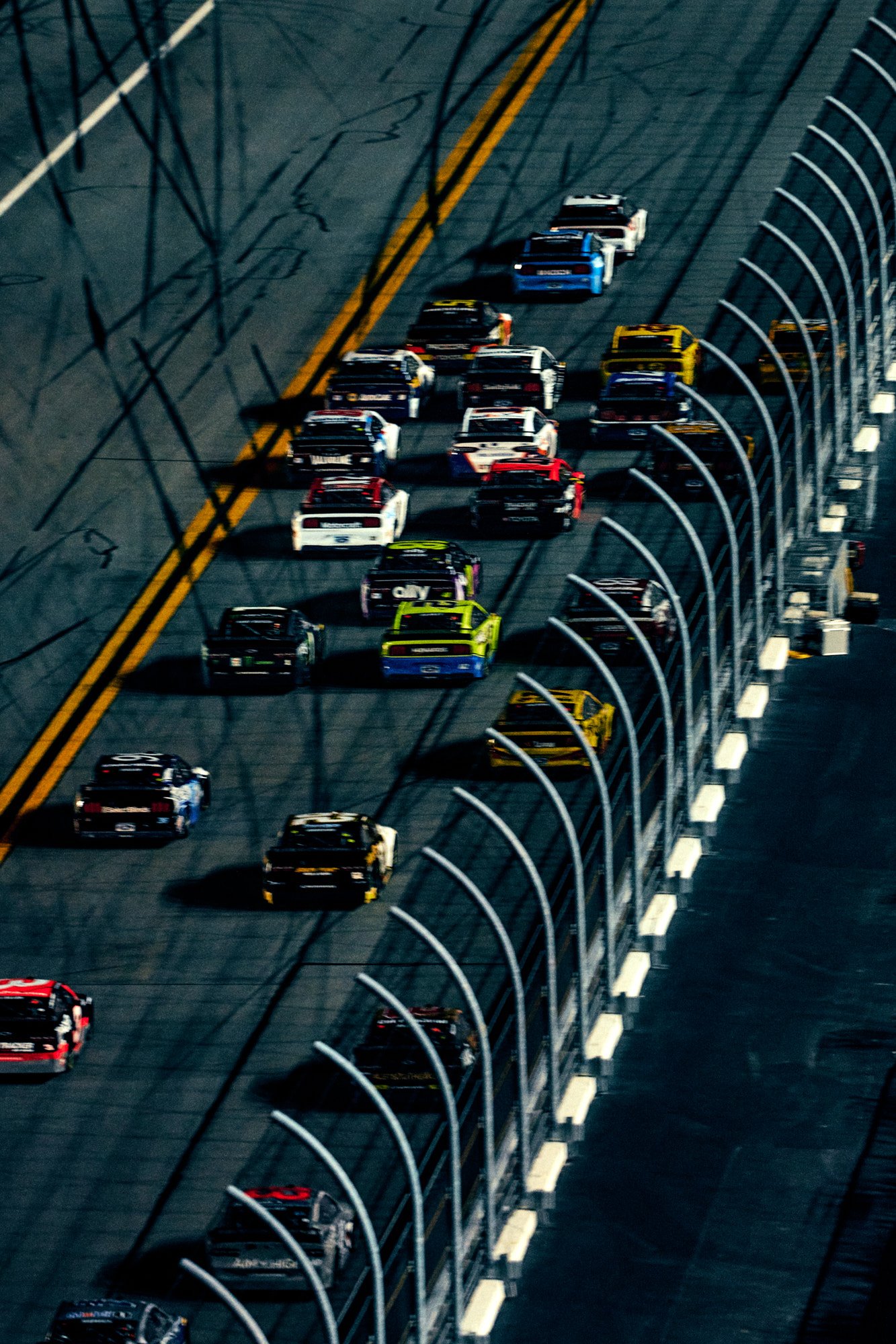 DAYTONA 500 by Geoffrey Knott