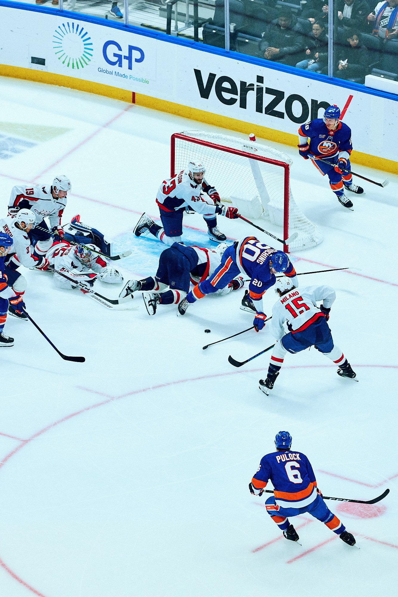 THE NEW YORK ISLANDERS by Geoffrey Knott