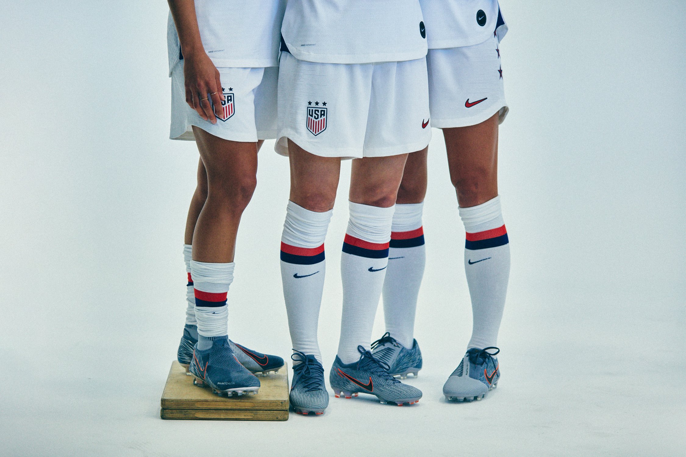 USWNT VANGUARD by Geoffrey Knott